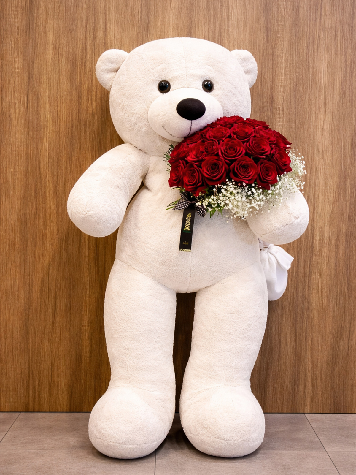 Çiçek Eşliğinde Notlar